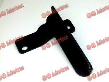FT01-8069 Fiat Tractor & New Holland 84571310 SOPORTE PARA EL ESCAPE
