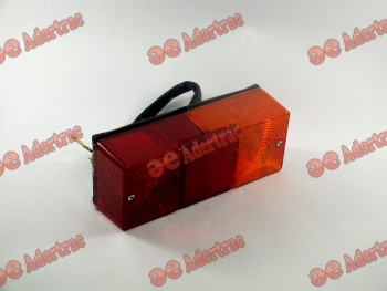 MF14-7110 Massey Ferguson 1678869 and 001558 LAMPE COMBINÉE ARRIÈRE (DROITE)
