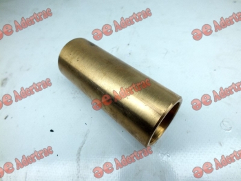 MF16-0072 Massey Ferguson  DOUILLE DE REMORQUE
